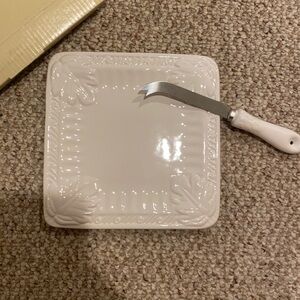 D’Lusso Couture Collection 7” square Trivet with Cheese Knife - New